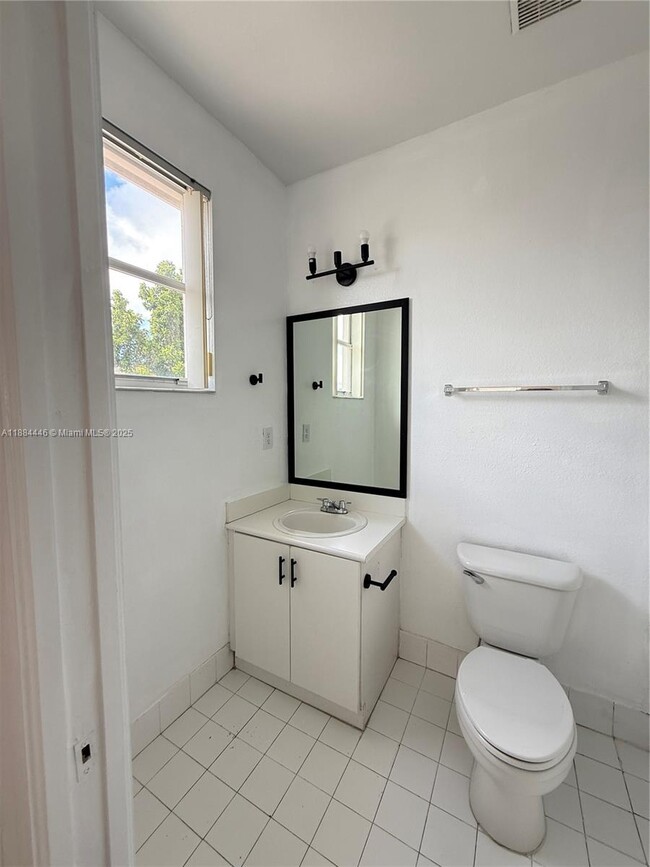 Building Photo - 24492 SW 110th Ave