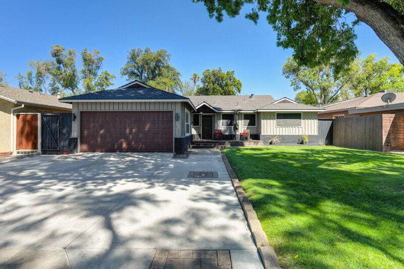 Primary Photo - 720 Ramona Ave