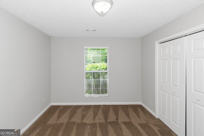 Building Photo - 1409 Randolph Ct