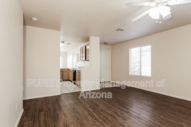 Building Photo - 3526 W Questa Dr