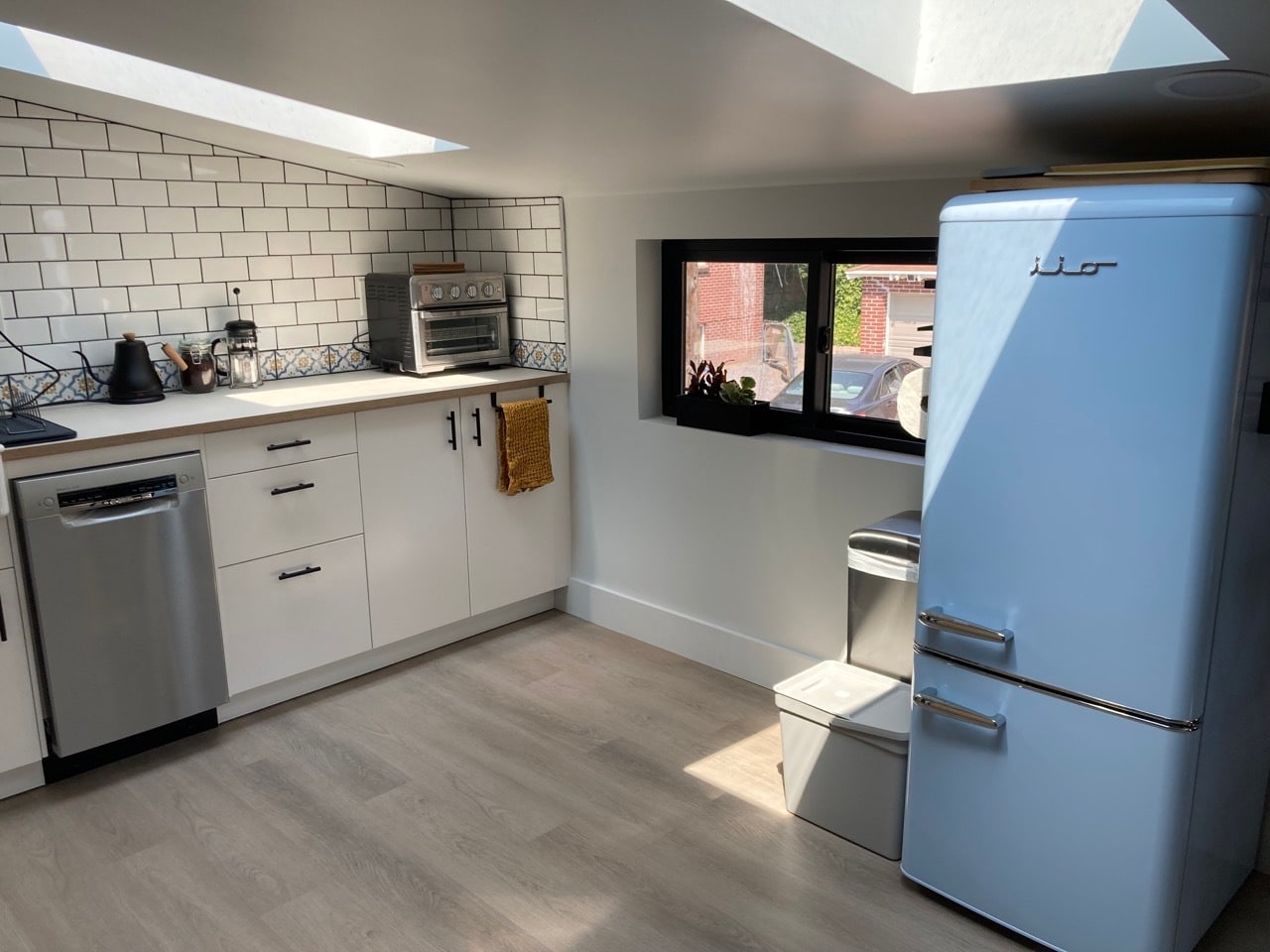 Building Photo - 1021 S 1000 E