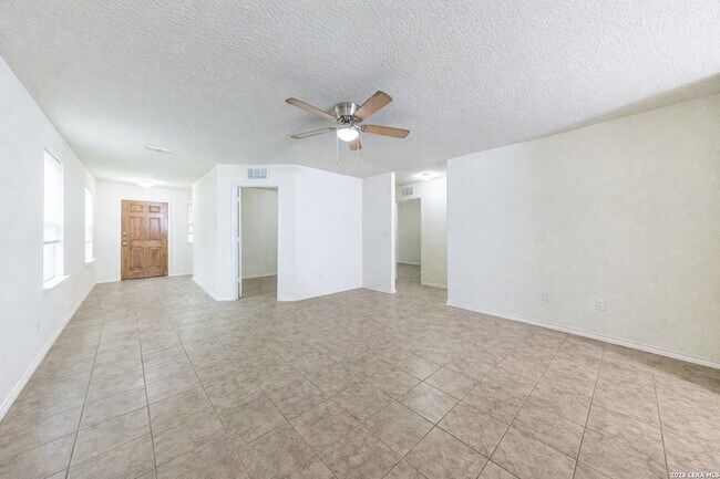 Building Photo - 342 Mistflower