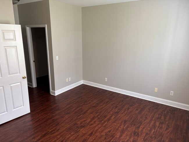 Building Photo - 3-Bedroom, 2-Bedroom Condo
