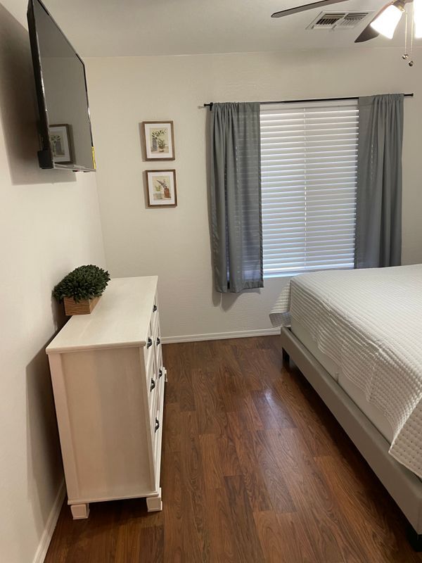 Building Photo - 106 S 110th St