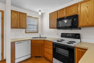 Building Photo - 7223-7229 Silverthorn