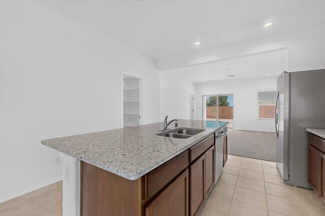 Building Photo - 280 Prism Ave SW