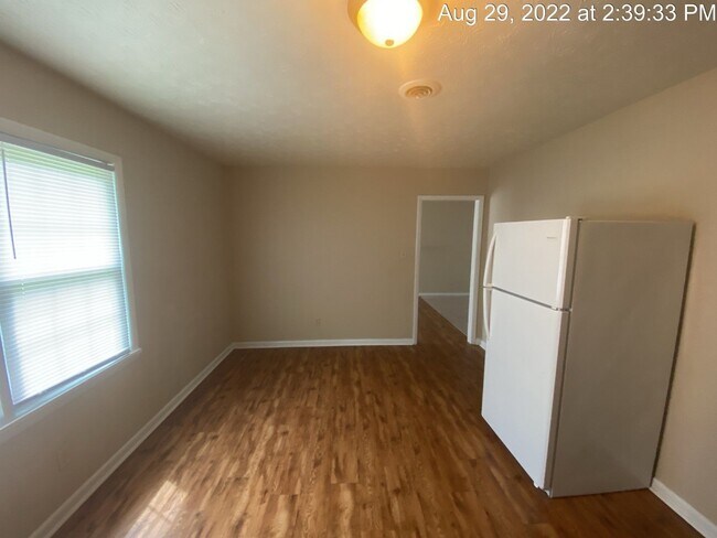 Building Photo - 6515 Kemper Ct