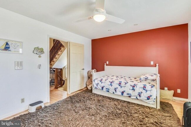 Building Photo - 317 S Union St