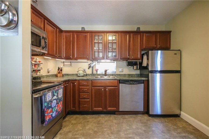 Building Photo - 287 Spring St