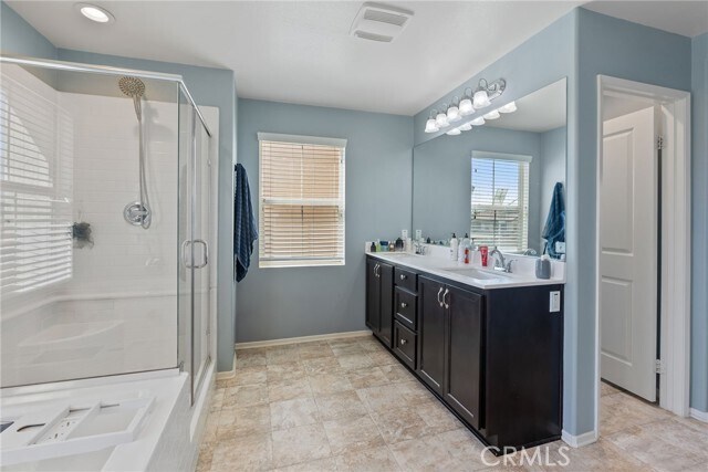 Building Photo - 1519 Onyx
