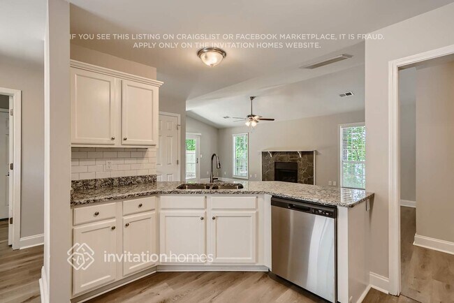 Building Photo - 7470 Hunters Ridge Dr