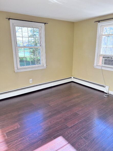 Building Photo - 99 East Broadway