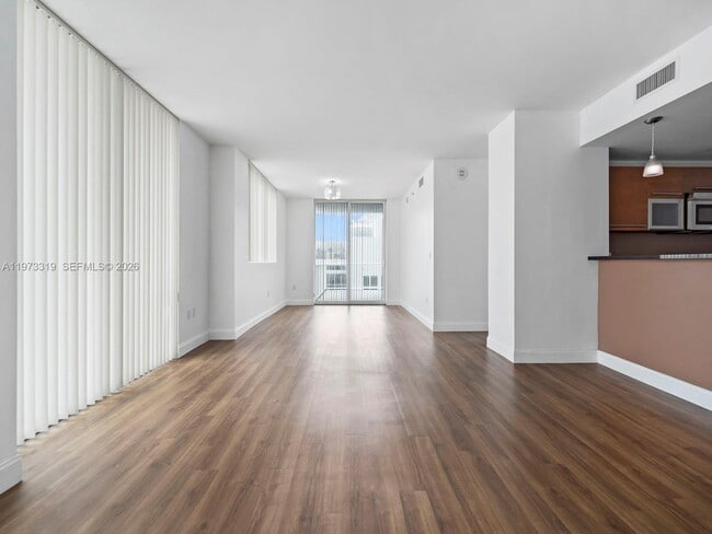 Building Photo - 253 NE 2nd St