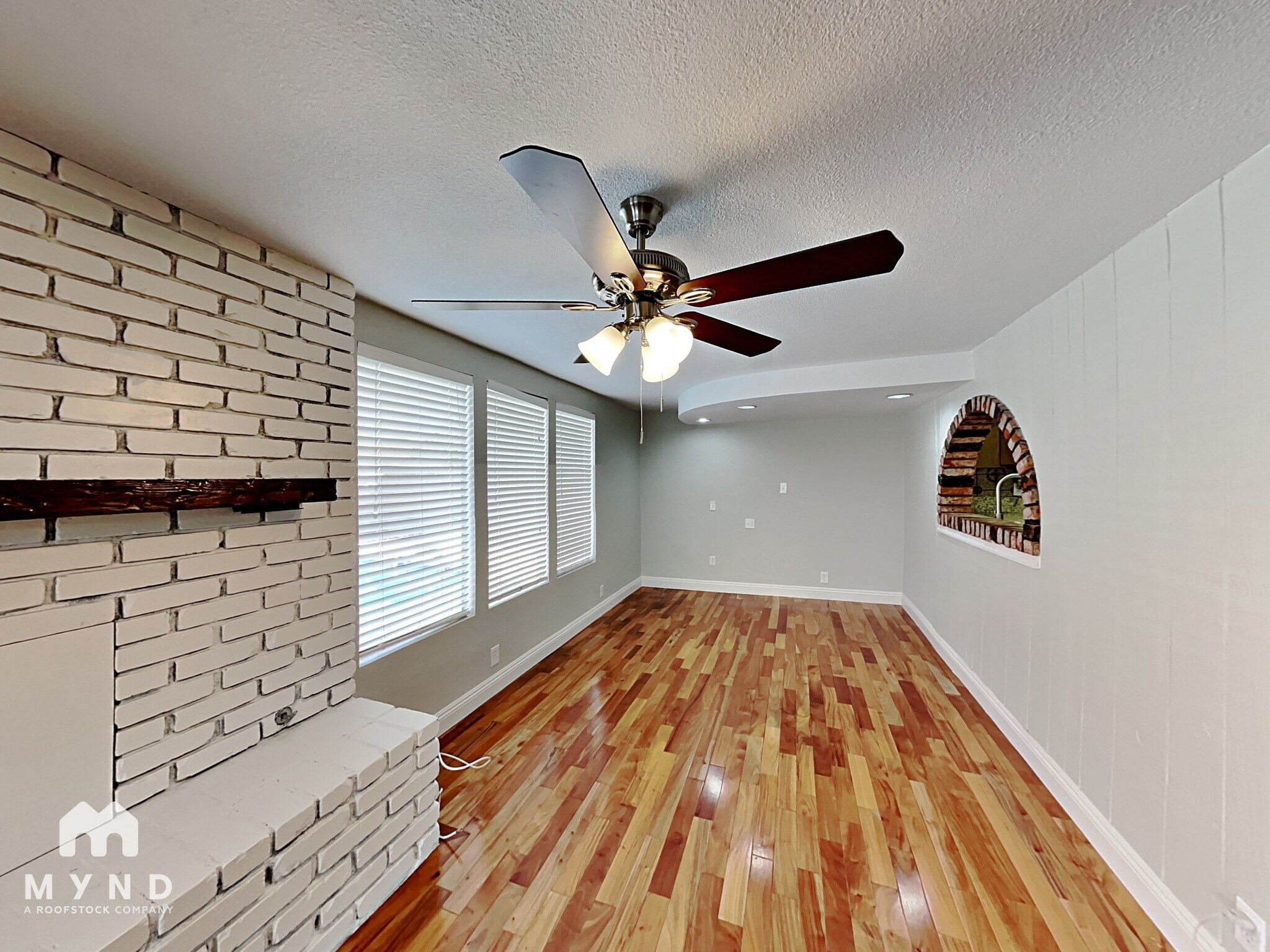 Building Photo - 7052 Acorn Ct