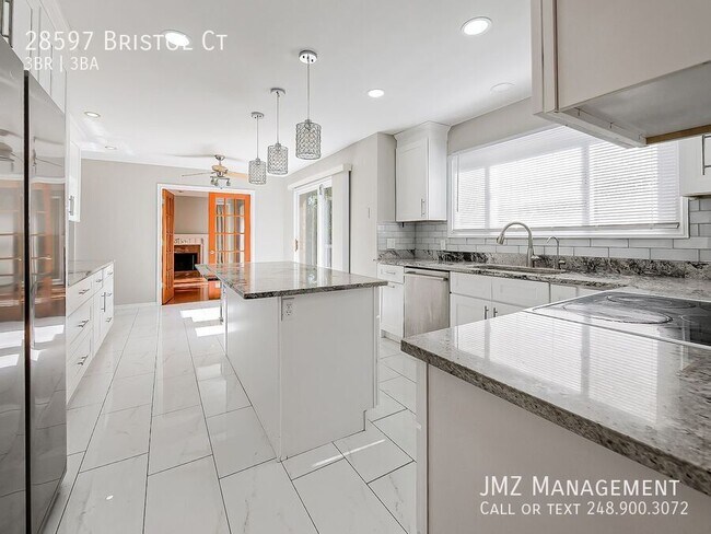 Building Photo - 28597 Bristol Ct