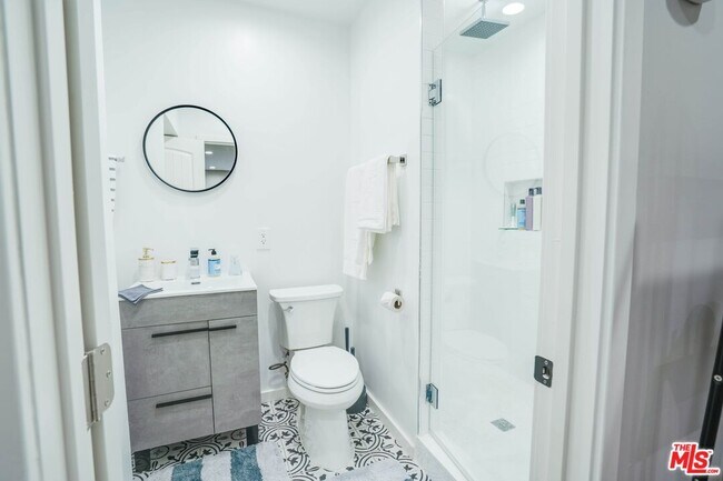 Building Photo - 4210 Palmero Blvd