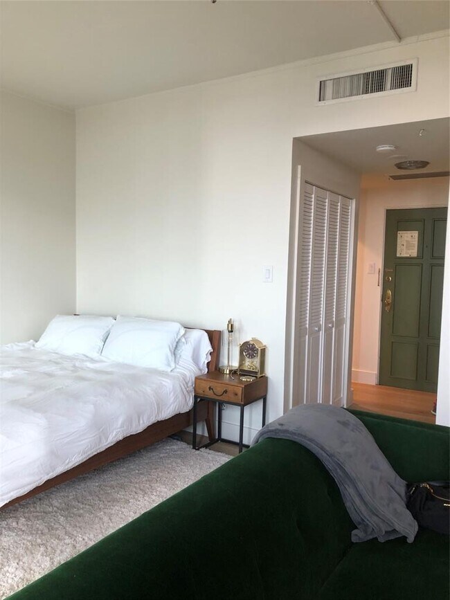 Building Photo - 1801 Lavaca St