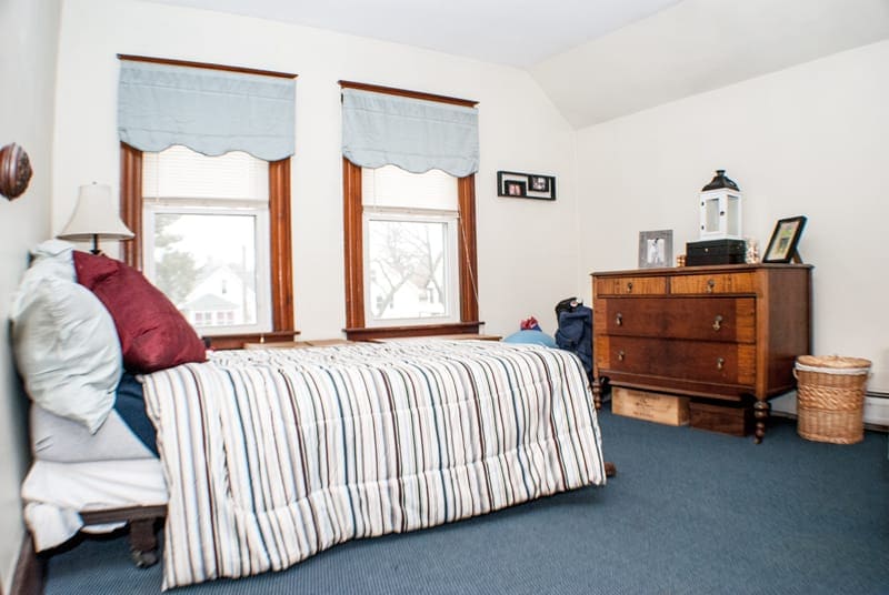 Building Photo - 344 Chestnut St