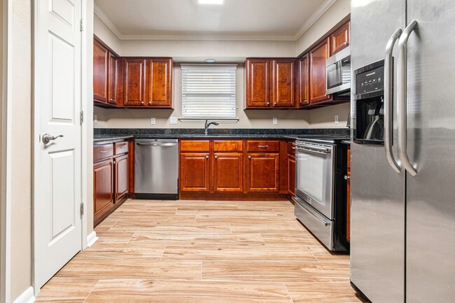 Building Photo - 5332 David Dr