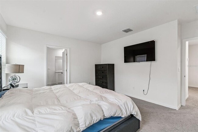 Building Photo - 5667 Chorleywood Ln