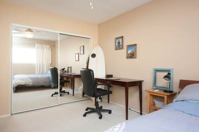 Building Photo - 1200 N Flores St