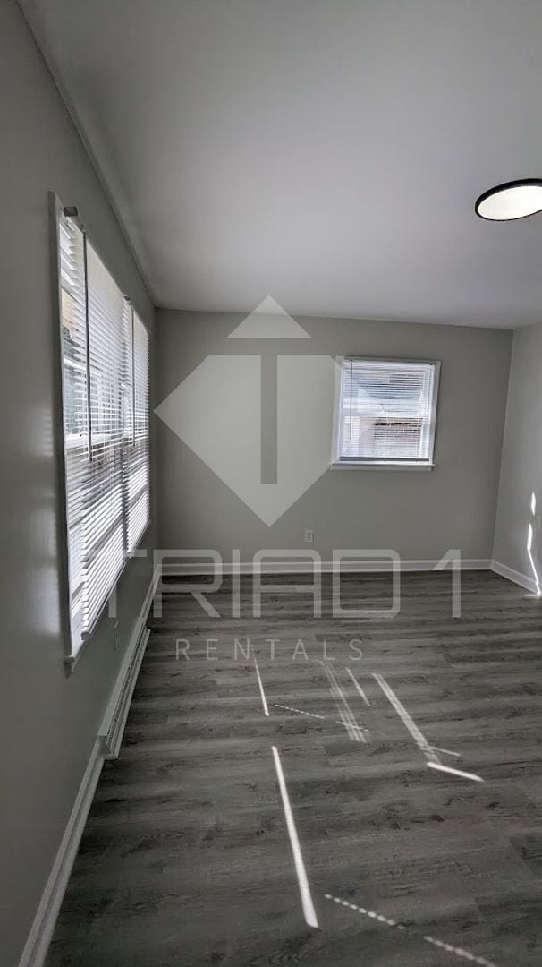 Building Photo - Renovated 3bed/1bath in Greensboro!