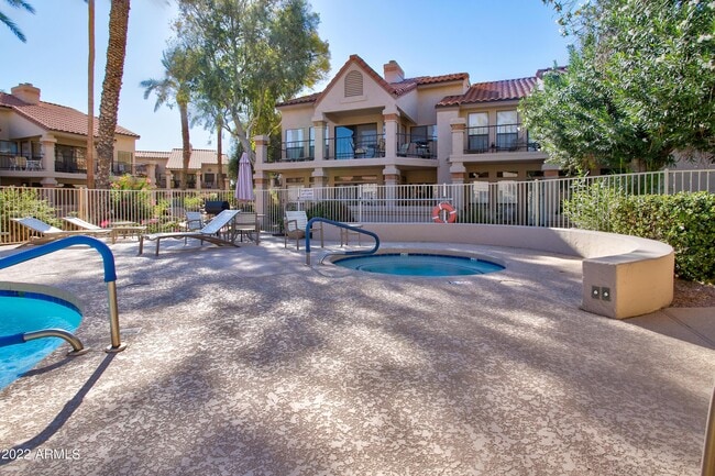 Building Photo - 9707 E Mountain View Rd