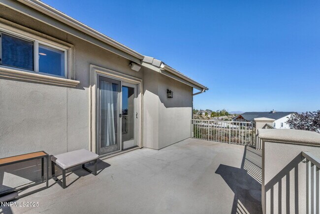 Building Photo - 1520 Taos Ln