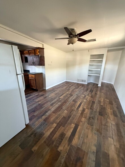 Building Photo - 3216 Rosa Ave