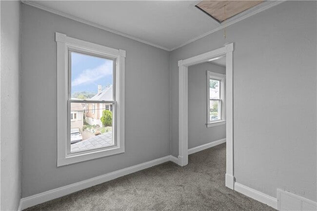 Building Photo - 616 Highland Ave