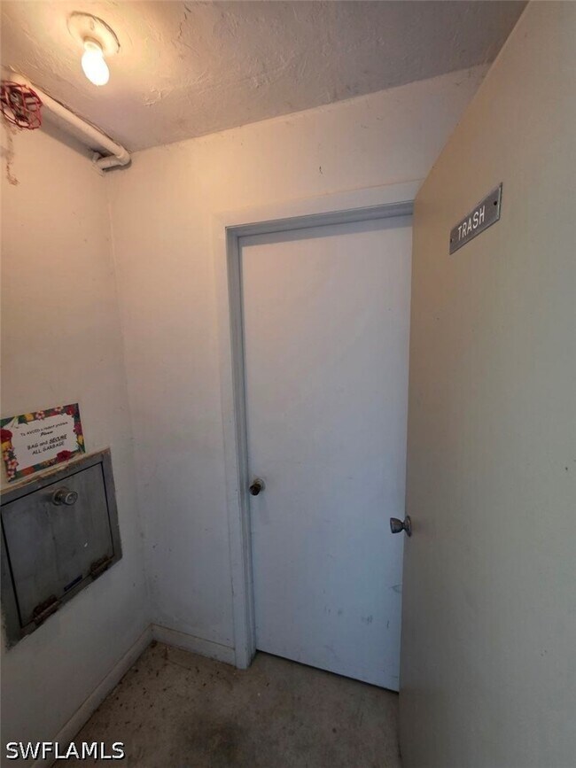 Building Photo - 3655 Boca Ciega Dr