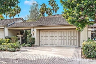 Building Photo - 3 Sea Cove Ln