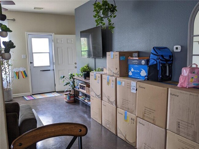 Building Photo - 11512 Flushwing Dr