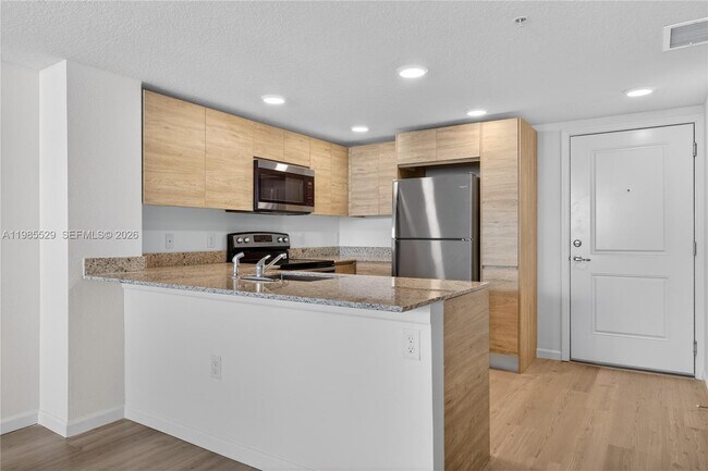 Building Photo - 1230 Southstation Pl