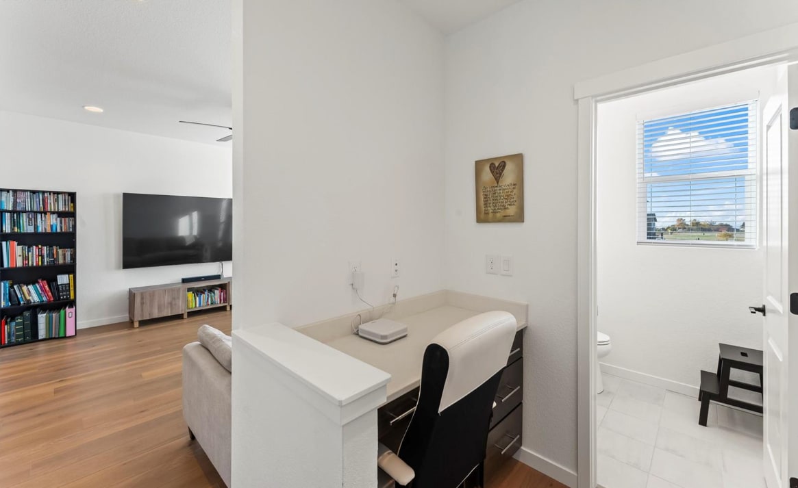 Building Photo - 7143 Hunter Jumper Dr