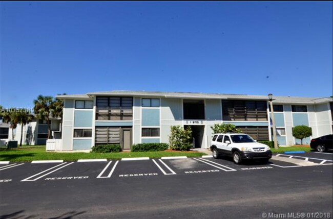 Building Photo - 9727 Hammocks Blvd