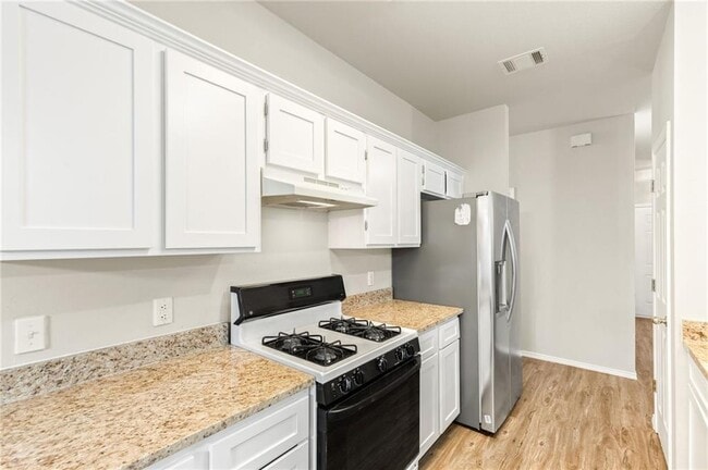 Building Photo - 9417 Bradner Dr