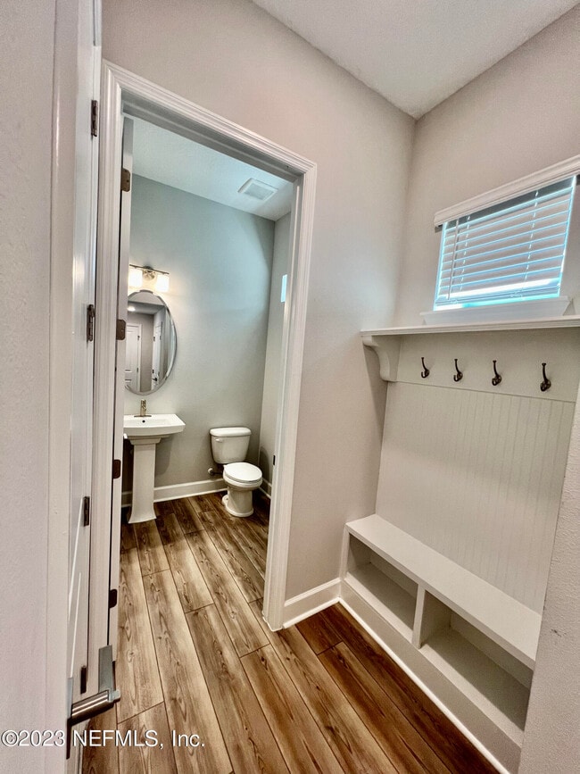 Building Photo - 7324 Beach Haven Pl