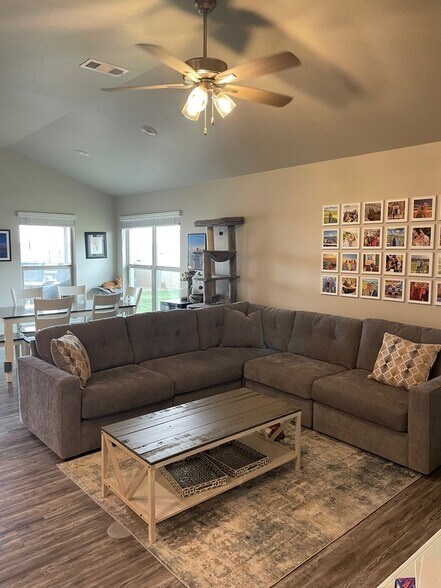 Living Room - 2409 Bastrop Ave