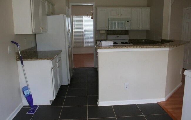 Building Photo - 2612 Stirrup Ridge Ln