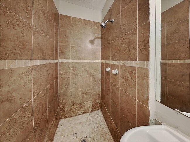 Building Photo - 5992 Monterey Dr
