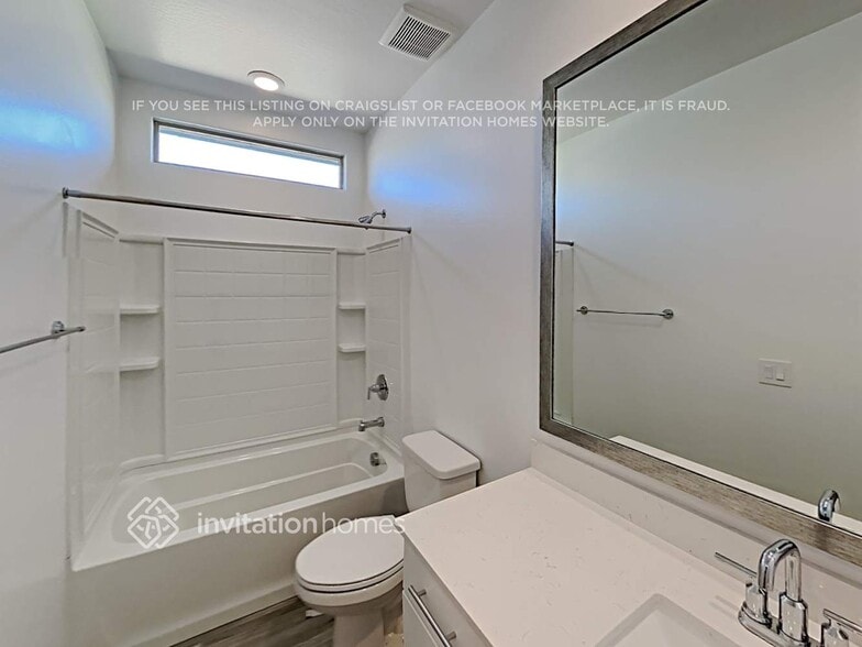 Building Photo - 5921 N 195th Dr