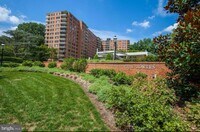 Building Photo - 4201 Cathedral Ave NW