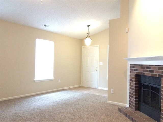 Building Photo - 15447 Wandering Way