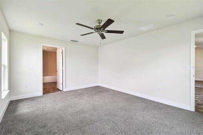 Building Photo - 360 Cimarron Ct