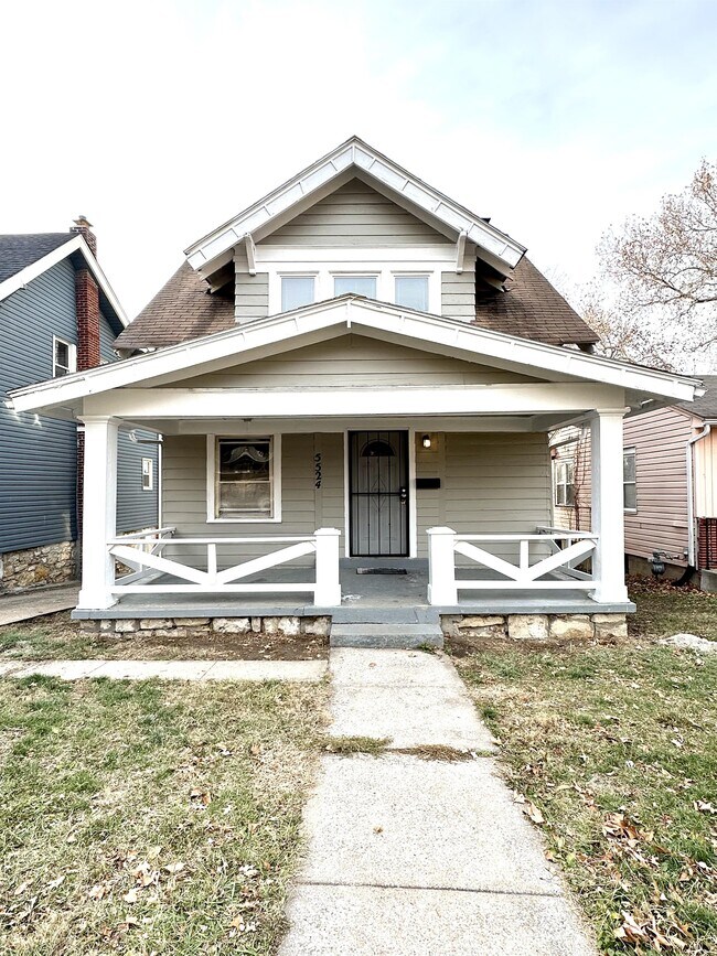 Building Photo - 5524 Woodland Ave