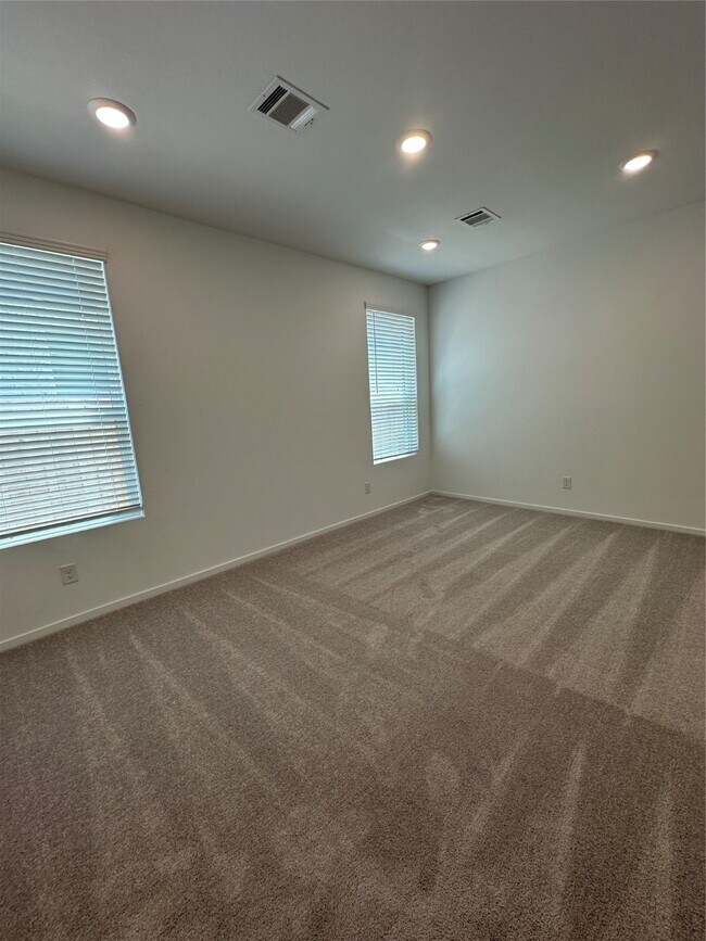 Building Photo - 6306 Orchid Bch Dr
