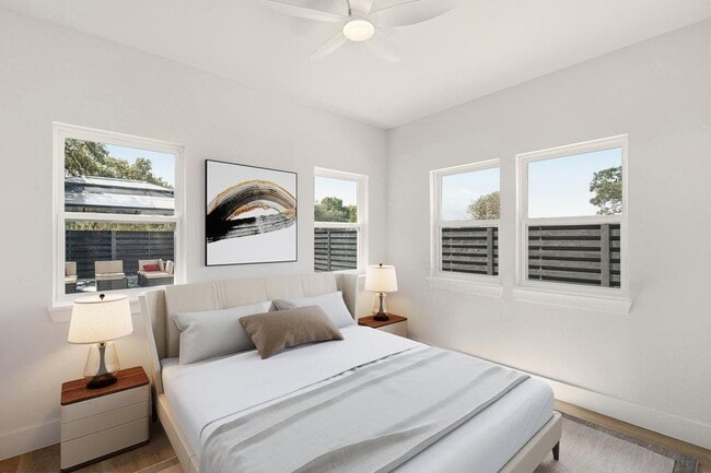 Building Photo - 814 W Mary St