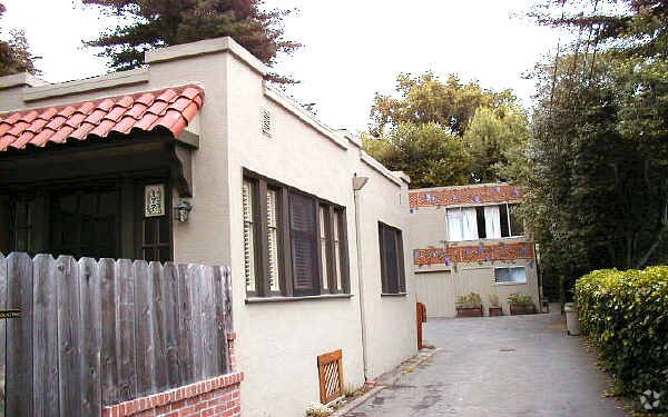 Building Photo - 177 Miller Ave