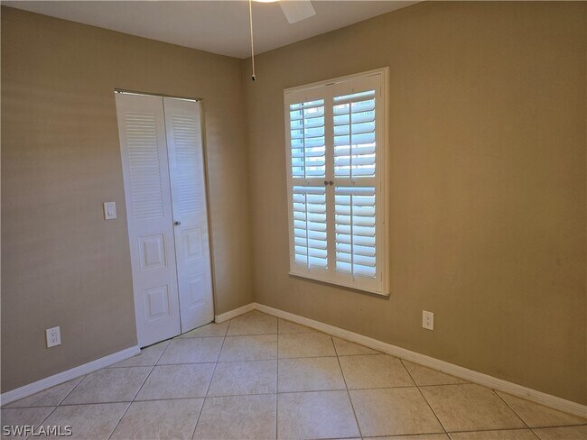 Building Photo - 2656 Kings Lake Blvd